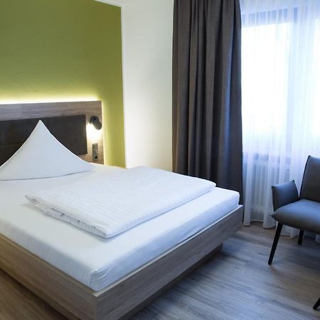 Gaestehaus Hotel Wilms Cologne Exterior photo